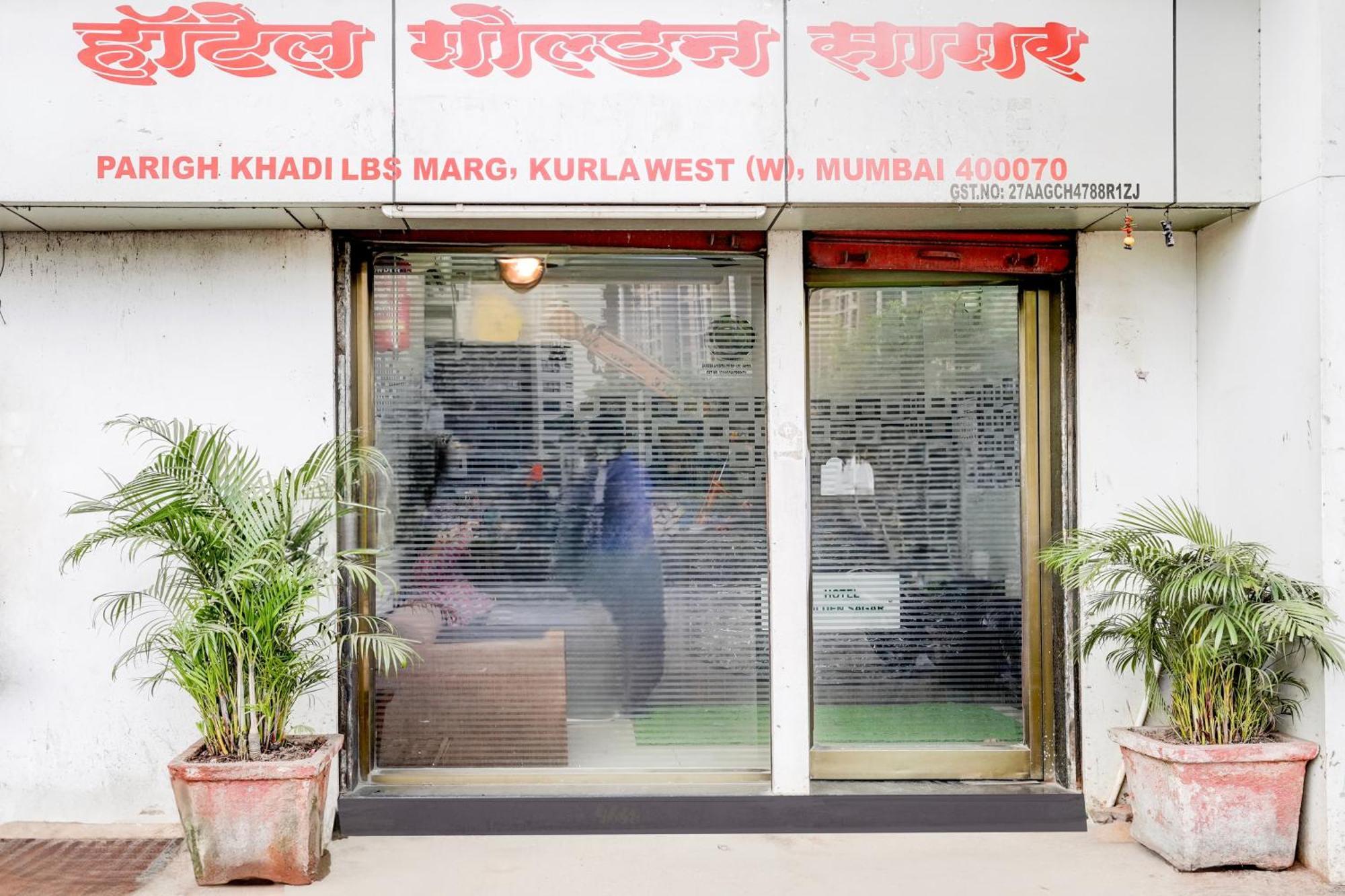 Hotel O Golden Sagar Mumbai Exterior foto