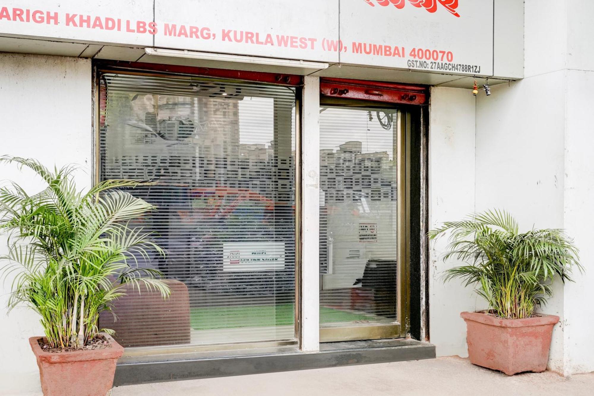 Hotel O Golden Sagar Mumbai Exterior foto